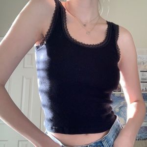 Black lace cropped tank top